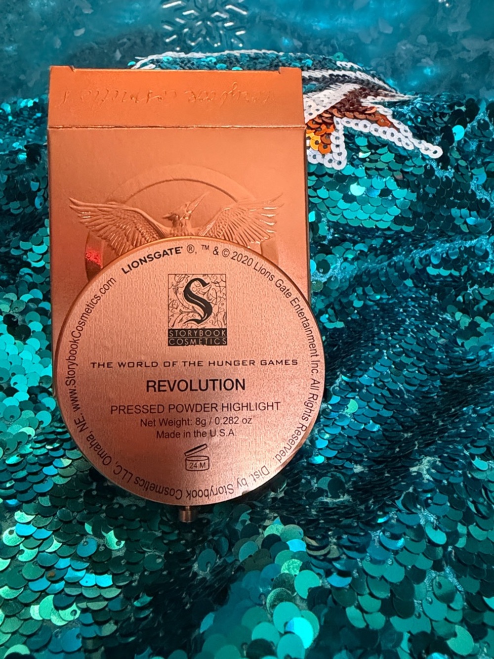 Revolution Storybook Cosmetics Pressed powder Highlighter 24ml - Picture 4 of 4